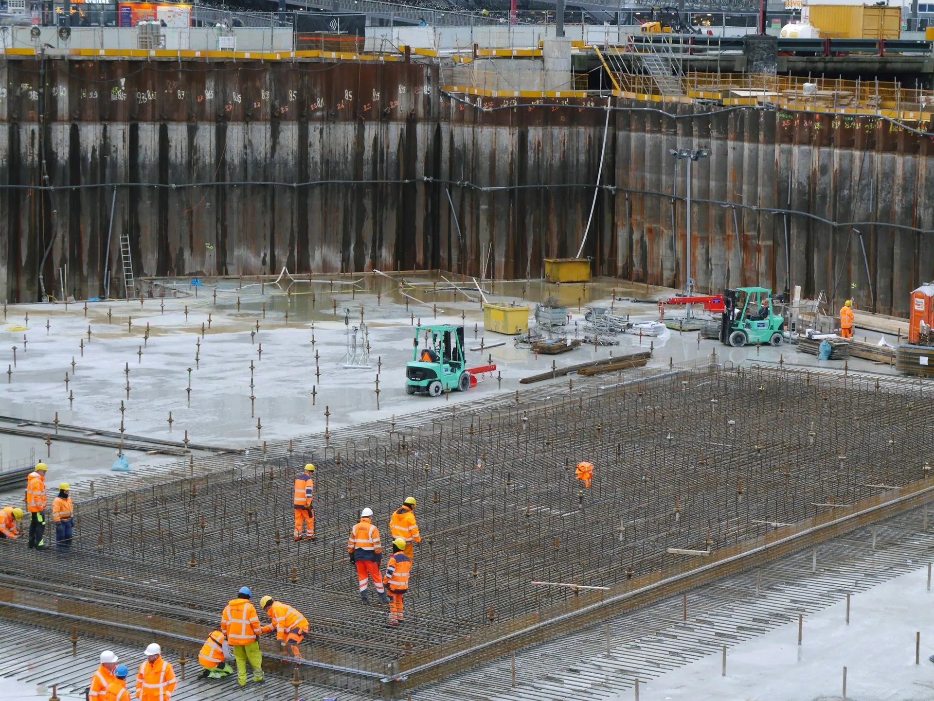 Foundation slab crew