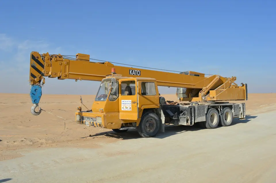 Truck-mounted cranes